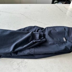 Figs Zamora jogger. Color is night sky